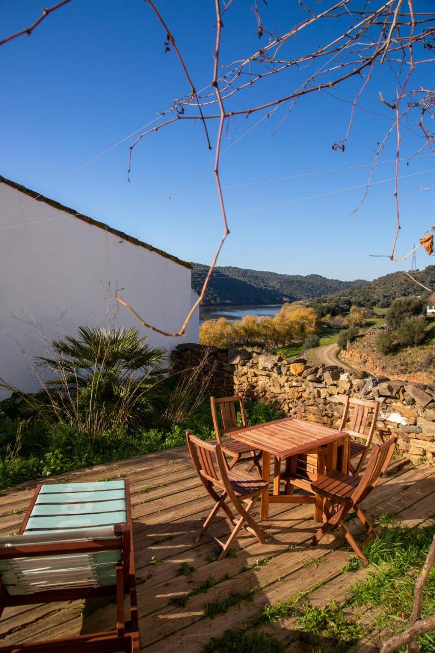 Casa De Las Letrinas Baja, 2 Habt 5 Mas 1 Pers Max Chimenea Con Horno Puerto de la Laja Exterior foto